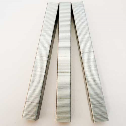 RF Staples - 812 - Box 10 000